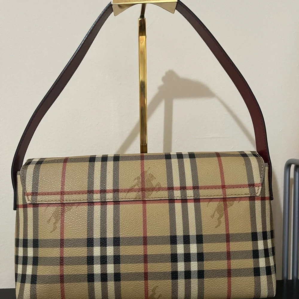 Burberry Tan and Red Shoulder Bag with Classic Plaid - Picture 2 of 10
